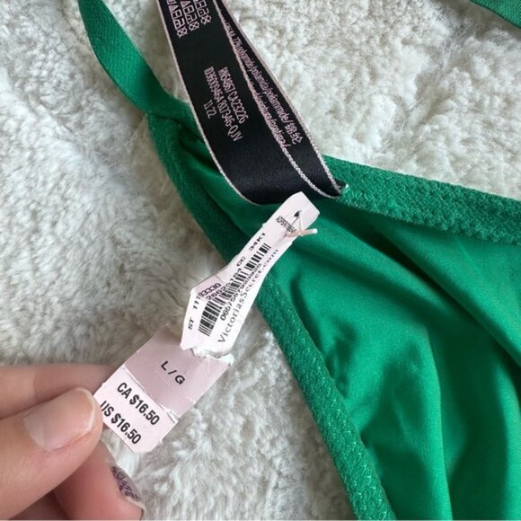 Victoria's Secret | "Deepest Green" V-String Panties | Size Large - Picture 5 of 7